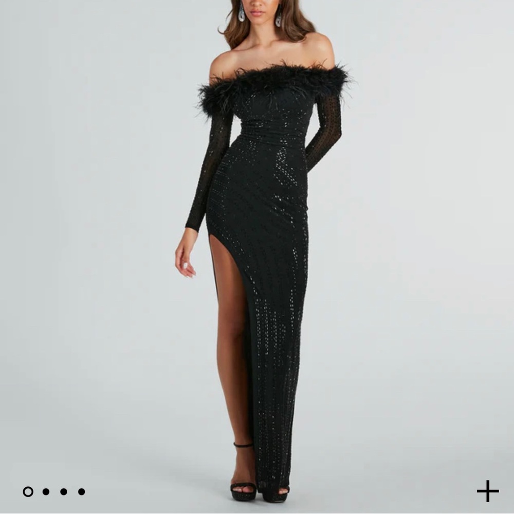 NWOT Feather Trim Rhinestone Formal Dress